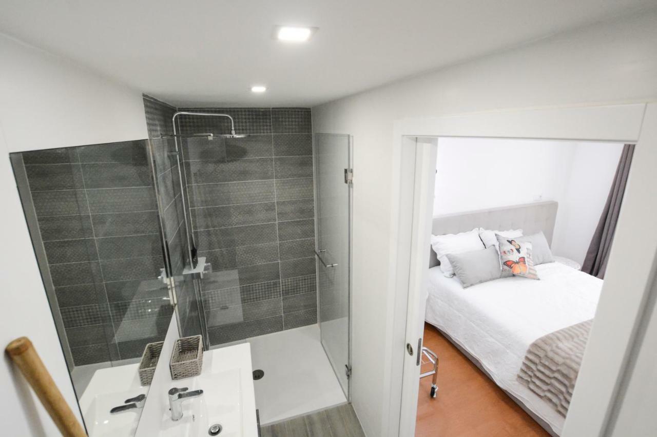 Luxury Golden River Apartment - In The Heart Of City Center And Wine Cellars 加亚新城 外观 照片