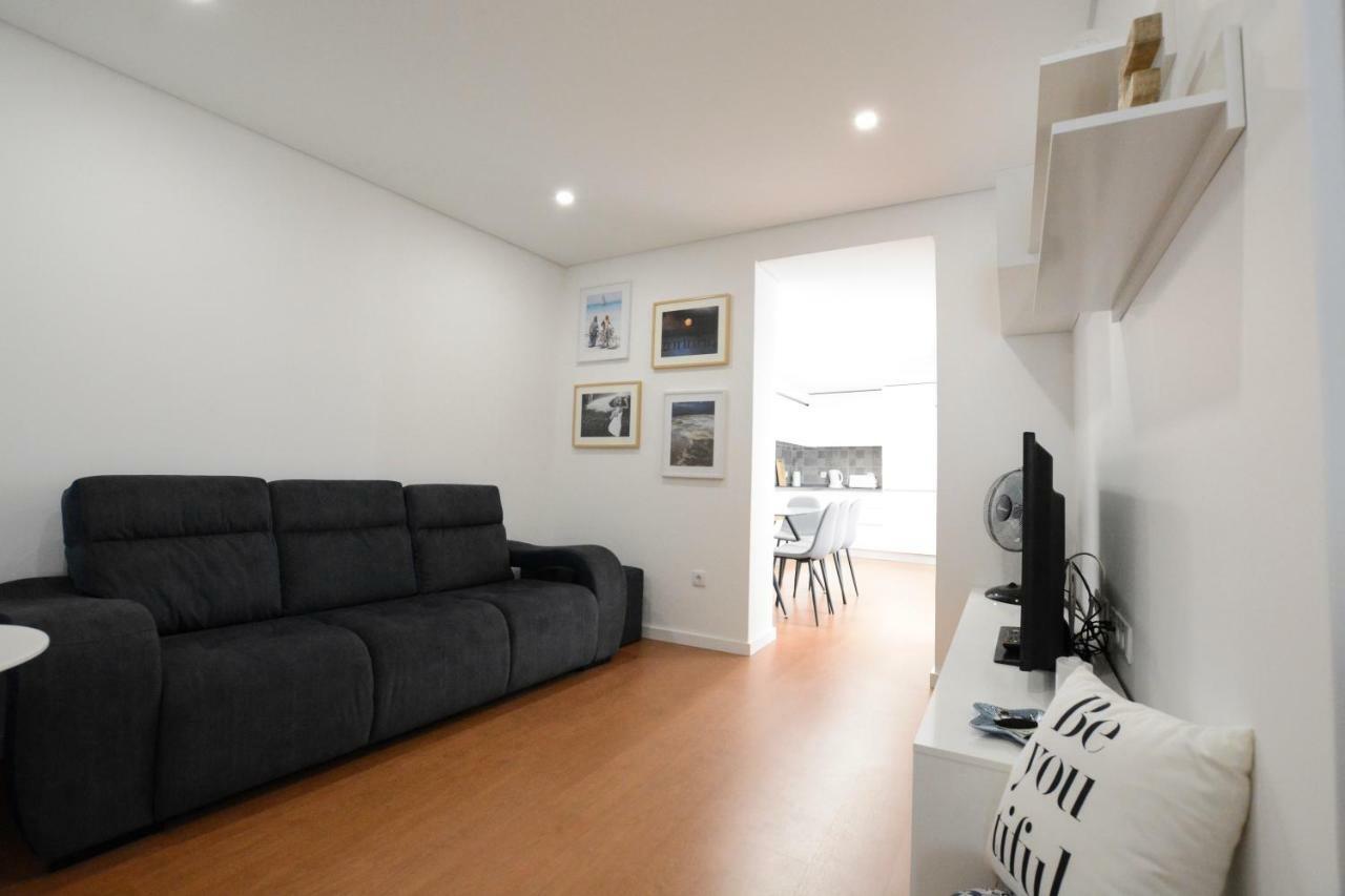 Luxury Golden River Apartment - In The Heart Of City Center And Wine Cellars 加亚新城 外观 照片